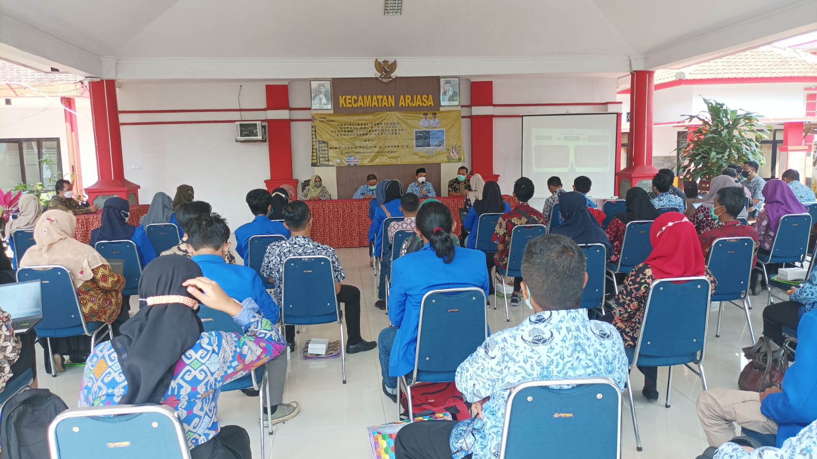 Gambar DPMD Kabupaten Jember Gelar Sosialisasi Peraturan Bupati No. 1 Tahun 2022 dan Bimtek Sipades 2.0